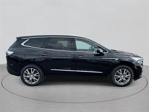 2022 Buick Enclave FWD Essence