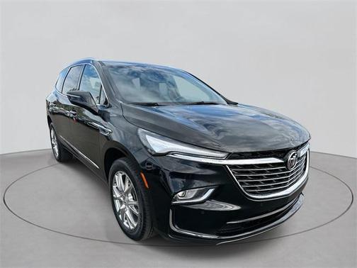 2022 Buick Enclave FWD Essence