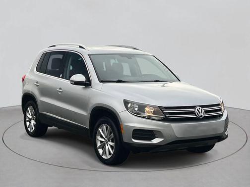 2017 Volkswagen Tiguan 2.0T Wolfsburg Edition
