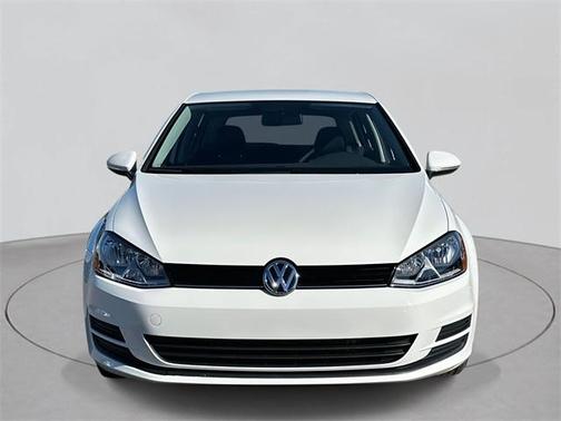 2016 Volkswagen Golf TSI S 4-Door