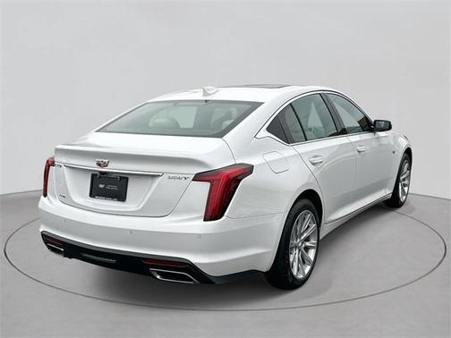 2024 Cadillac CT5 Luxury