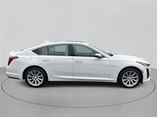 2024 Cadillac CT5 Luxury