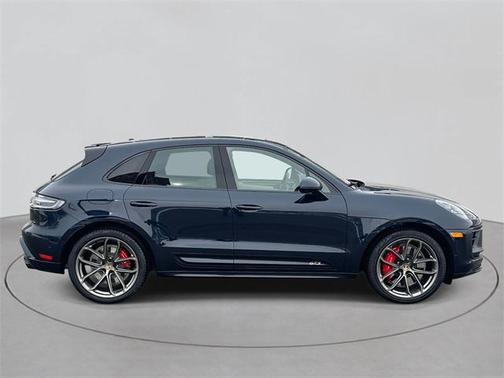 2022 Porsche Macan GTS