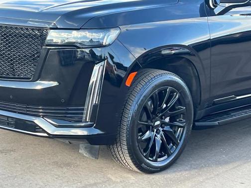 2023 Cadillac Escalade Sport