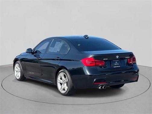 2018 BMW 330 xDrive