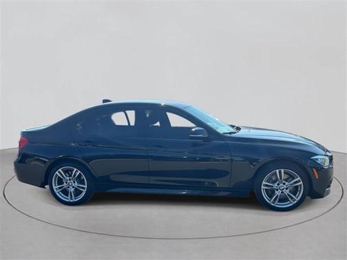 2018 BMW 330 xDrive