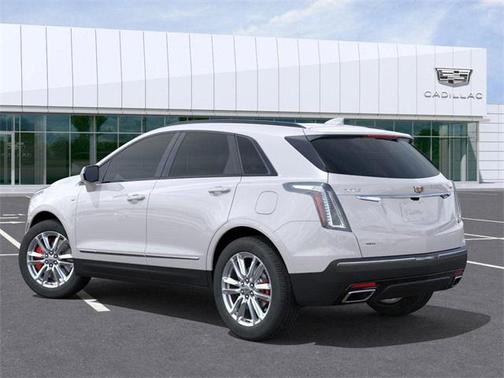 2026 Cadillac XT5 Sport