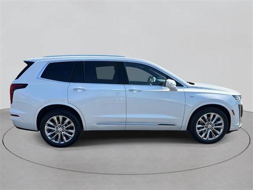 2022 Cadillac XT6 Premium Luxury AWD