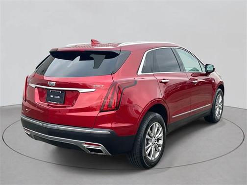 2022 Cadillac XT5 Premium Luxury