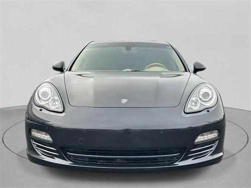2013 Porsche Panamera 4 Platinum Edition