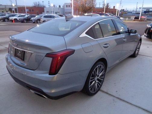 2025 Cadillac CT5 Premium Luxury