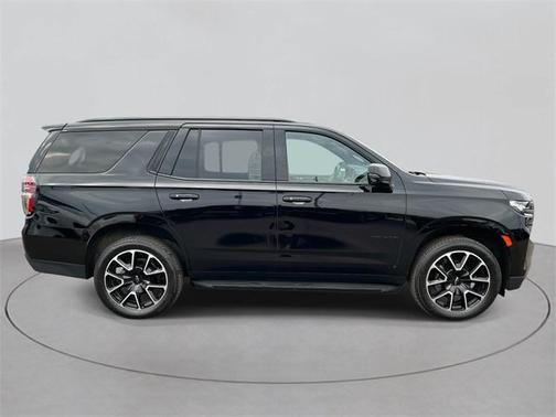 2022 Chevrolet Tahoe 4WD RST