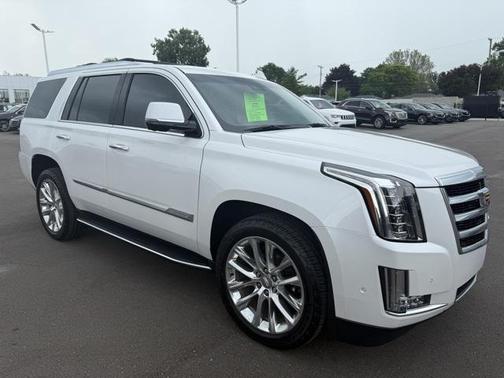 2019 Cadillac Escalade Luxury
