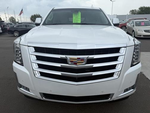 2019 Cadillac Escalade Luxury