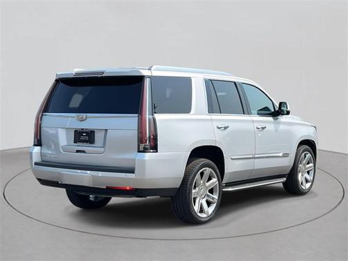 2015 Cadillac Escalade Luxury