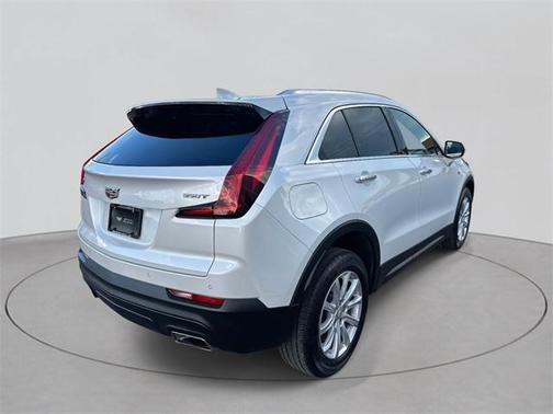 2022 Cadillac XT4 Luxury