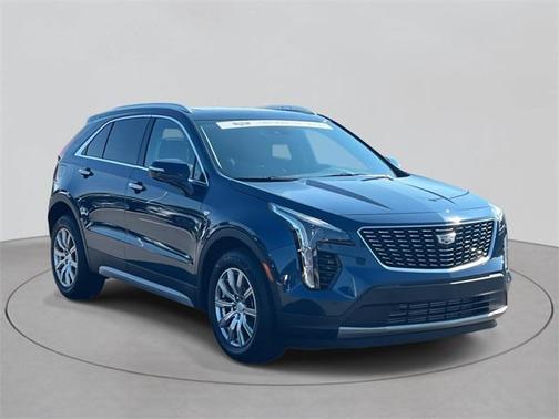 2022 Cadillac XT4 Premium Luxury