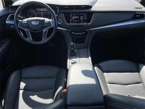2023 Cadillac XT5 Luxury