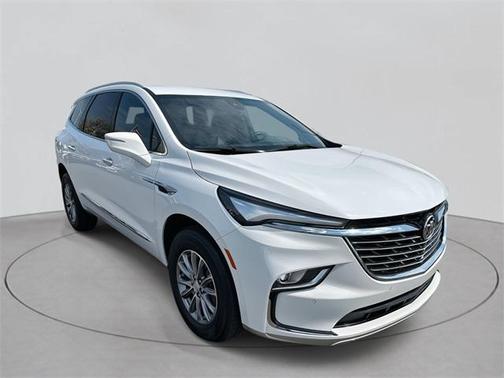 2022 Buick Enclave FWD Essence