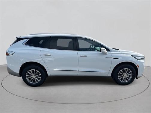 2022 Buick Enclave FWD Essence