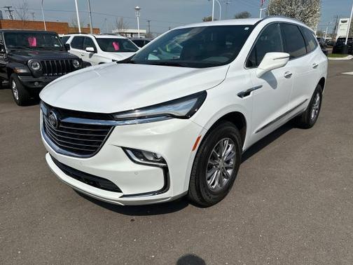 2022 Buick Enclave FWD Essence