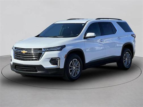 2022 Chevrolet Traverse LT Cloth