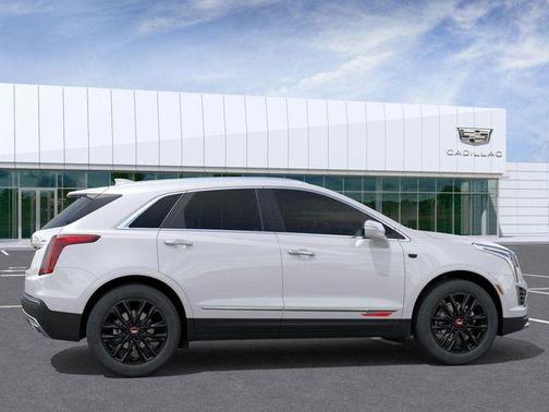 Crystal White Tricoat 2026 Cadillac XT5 Premium Luxury