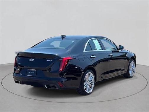 2022 Cadillac CT4 Premium Luxury