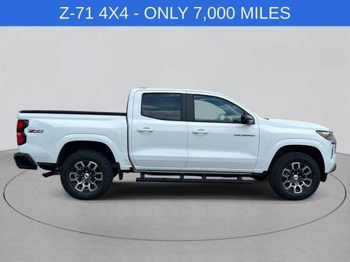 Summit White 2026 Chevrolet Colorado Z71