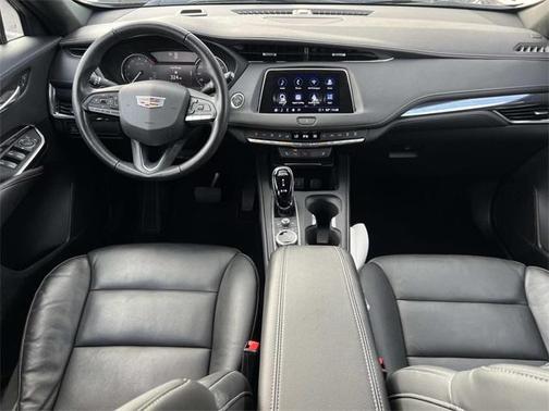 2023 Cadillac XT4 Luxury