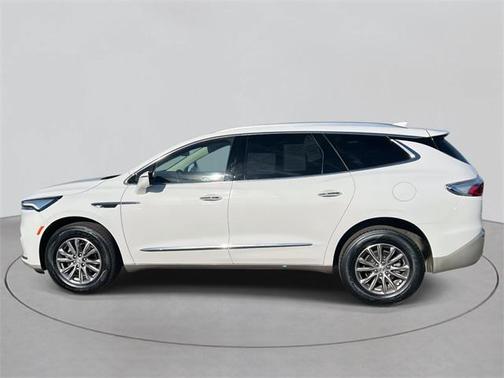 2024 Buick Enclave Essence FWD