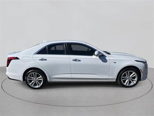 2023 Cadillac CT4 Luxury