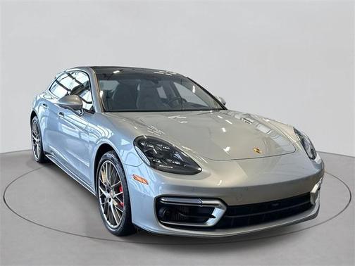 2021 Porsche Panamera GTS