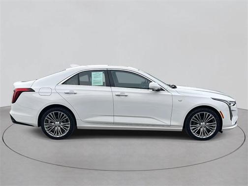 2023 Cadillac CT4 Premium Luxury