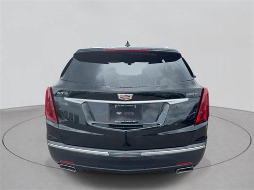 2022 Cadillac XT5 Luxury