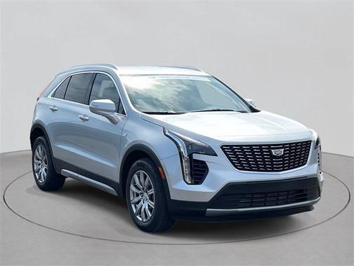 2022 Cadillac XT4 Premium Luxury