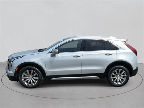 2022 Cadillac XT4 Premium Luxury