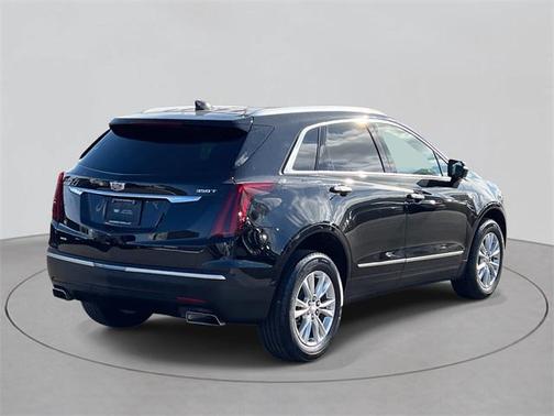 2023 Cadillac XT5 Luxury