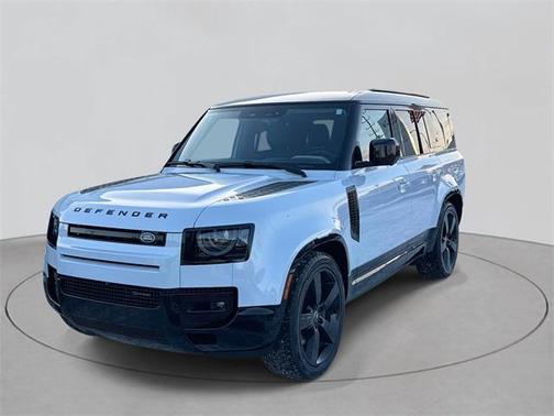 2023 Land Rover Defender 130 X-Dynamic SE