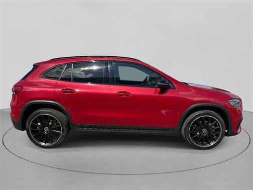 2021 Mercedes-Benz GLA 250 Base 4MATIC