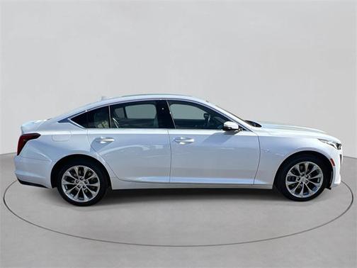 2022 Cadillac CT5 Premium Luxury