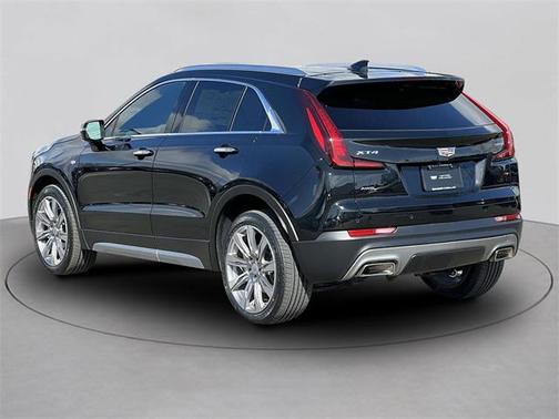 2022 Cadillac XT4 Premium Luxury