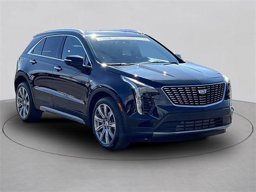 2022 Cadillac XT4 Premium Luxury