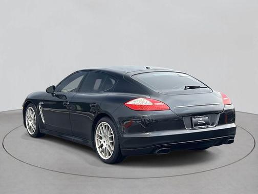 2013 Porsche Panamera 4