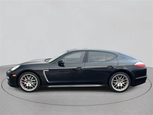 2013 Porsche Panamera 4
