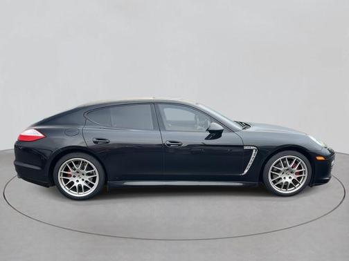 2013 Porsche Panamera 4