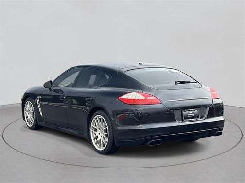 2013 Porsche Panamera 4