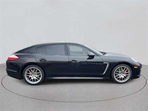 2013 Porsche Panamera 4
