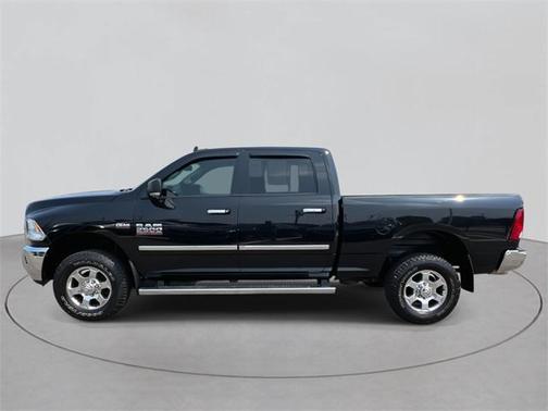 2017 RAM 2500 Big Horn Crew Cab 4x4 6'4' Box