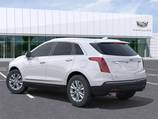 2026 Cadillac XT5 Luxury